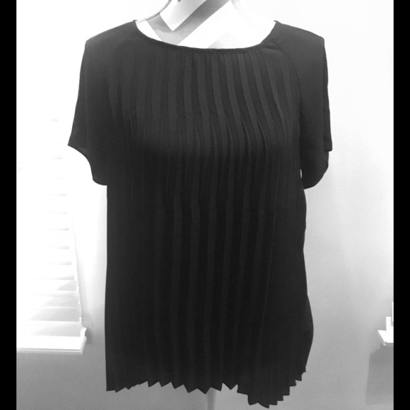 🔥🔥DEAL🔥🔥 NWT!! Michael Kors! - Picture 1 of 4